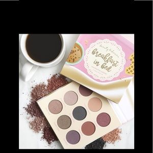Breakfast in bed eyeshadow palette cute & colorful